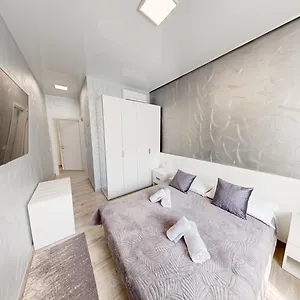 Luxury House , Rho Italia